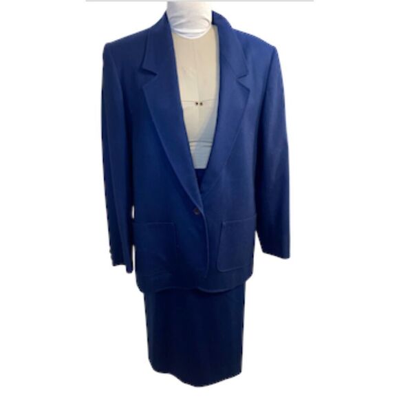 Pendleton Jackets & Blazers - Pendleton Wool 2-Piece Blazer/Skirt Suit Navy Blue Sz. 14 Vintage.